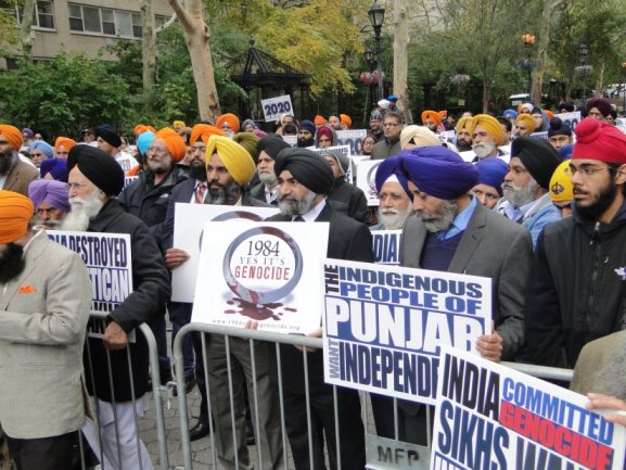 Sikhs Peacefully Protesting the 1984 Genocide outside the UN complex